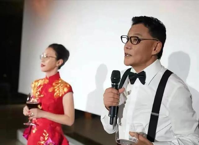兜兜转转还是你！61岁李国庆与白月光再婚，没找小姑娘被网友怒赞