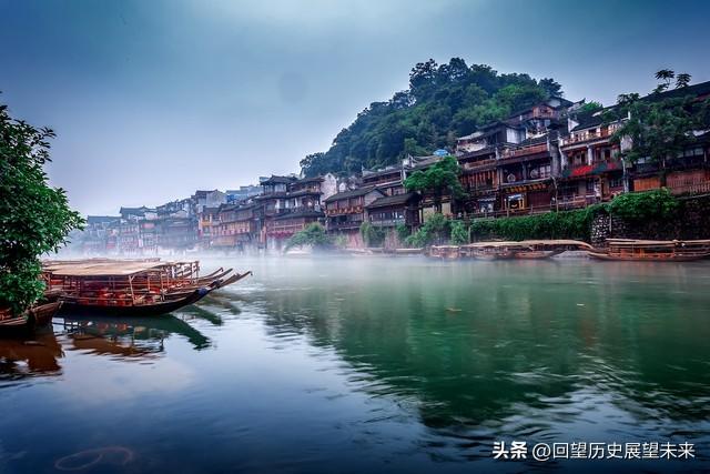 凤凰古城简介