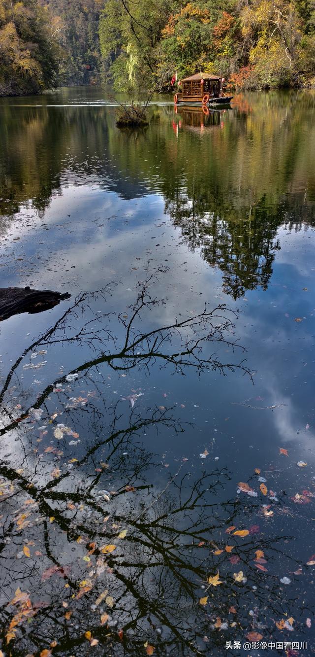 四川九寨沟：甲勿池金秋好风光