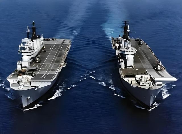 又让张召忠说中了？东拼西凑550亿建的2艘航母，如今彻底成为累赘