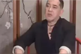 黄秋生零收入，靠杨受成接济度日，看来英国老爹也靠不住图片