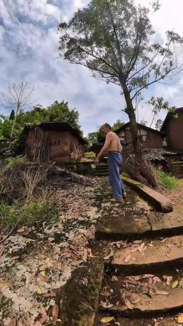 重庆北碚有一座濒临消失的古寨，寨主竟曾是美国总统罗斯福的同学