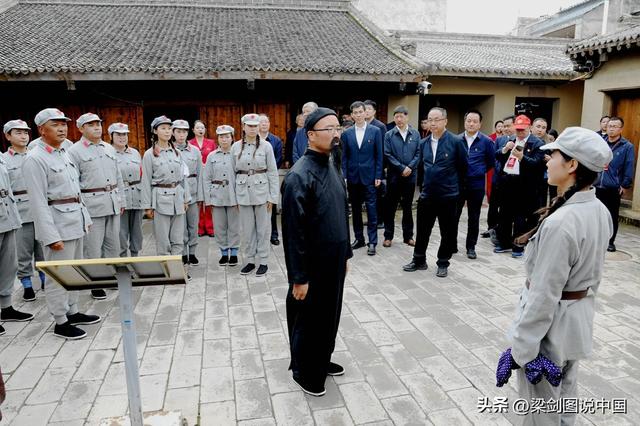 甘肃省陇南市宕昌县，哈达铺镇红军长征经过90周年纪念盛世。