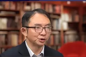 崇洋媚外！专家强烈取消中国日历上的所有洋节，评论区炸锅！图片