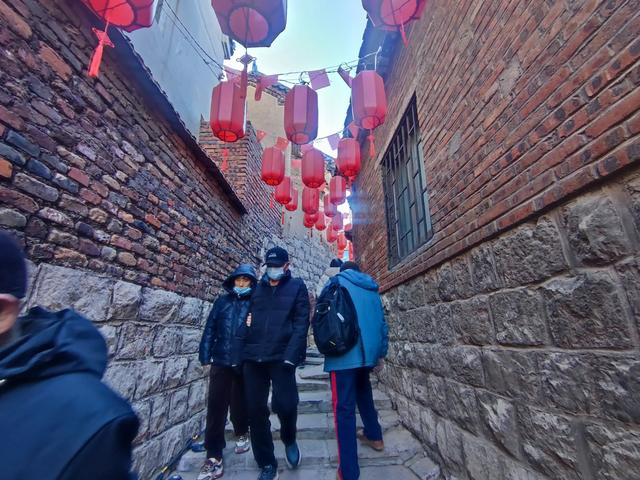 博山八陡老街,有不要钱的博山大锅菜