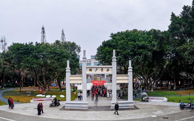 乐山凭啥炸开了锅？三大公园成新顶流！