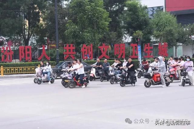 汾阳往事｜山西旅游记录——汾阳文峰塔、南薰楼、老街老建筑(二)