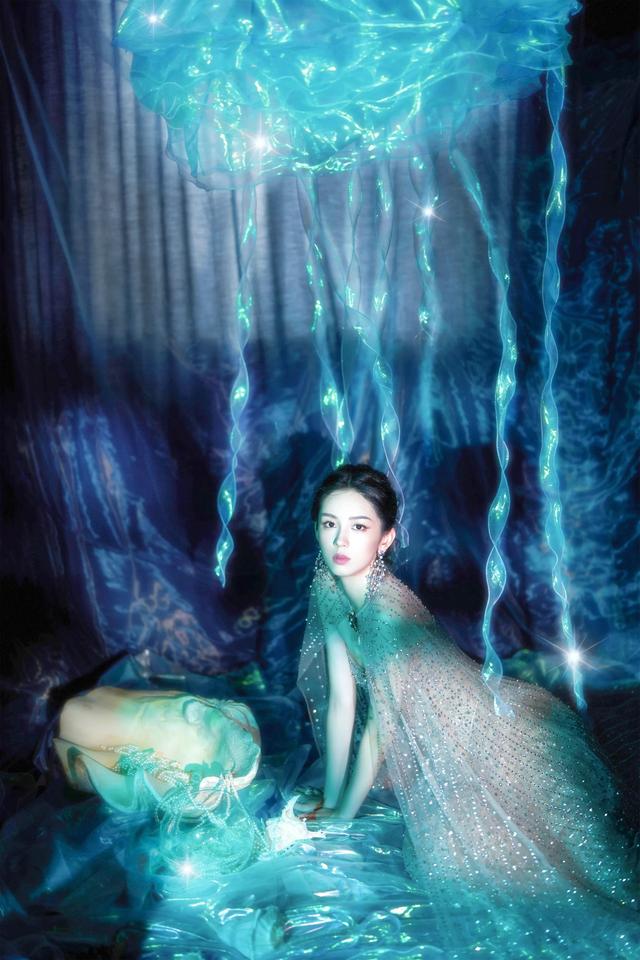 周也 梦幻精灵🧝🏻‍♀️