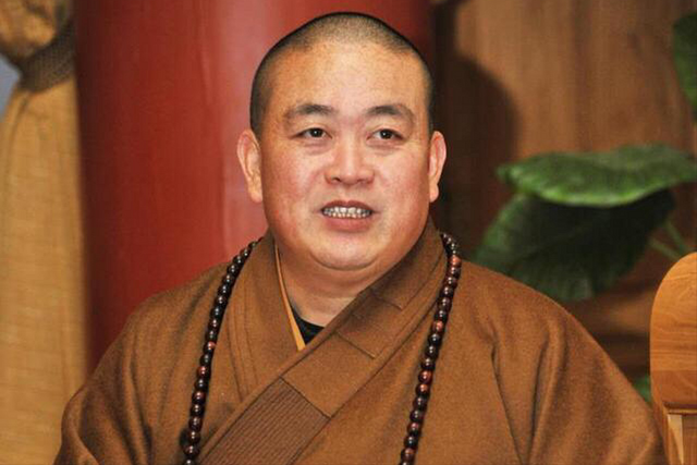 释永信倒台后，老乡才敢说实话，当年他想两三万一户买下整个村