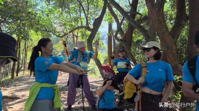 穿越万绿湖大型徒步