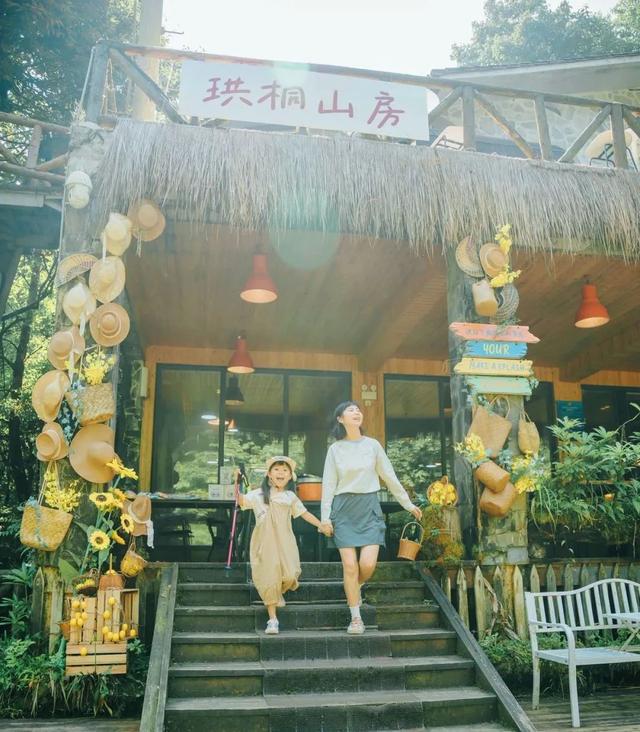夏日纳凉避暑TOP1！亲子耍水、徒步吸氧、度假风打卡地，22°的夏天抓紧来！