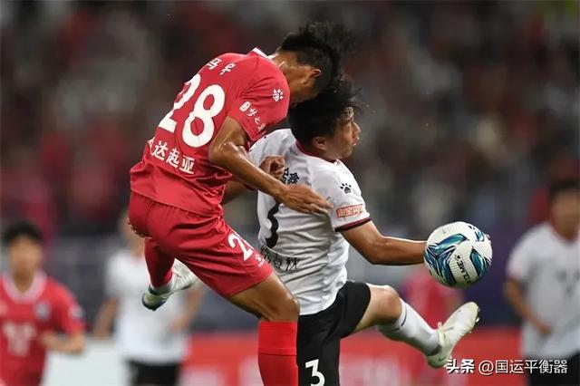 5-0常州队输惨了球迷却不骂，男足为啥总被喊解散？
