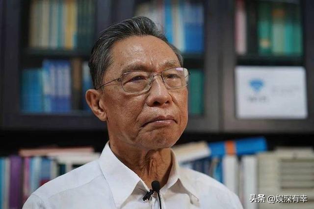 万万没想到，钟南山如今89岁高龄的妻子，也能为他“争光”了