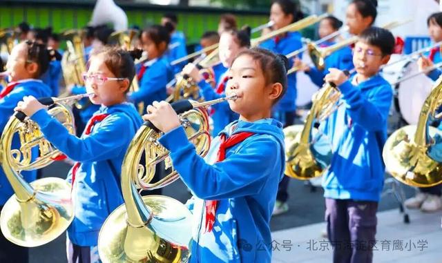AI遇上国防教育！育鹰小学这场数智盛宴，解锁国防育人新路径