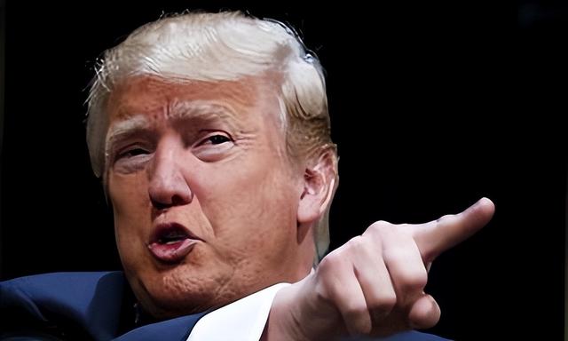 特朗普给马杜罗下最后通牒！灭国舰队抵近委内瑞拉，战争一触即发