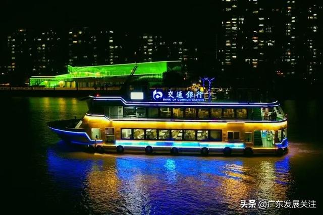 打卡汕头轮渡 邂逅“海上生明月”