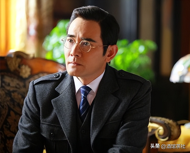 他曾令陈红周迅一见倾心，却一生未婚无儿无女，如今65岁隐居深山