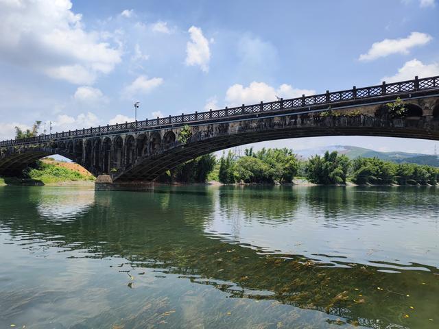 桂林柳州我独爱中渡：关公弃刀研文史，亲子美食，洛江戏水胜似仙