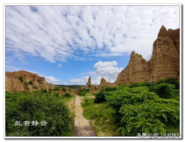 云南楚雄：元谋浪巴铺土林的地质奇观（含攻略）