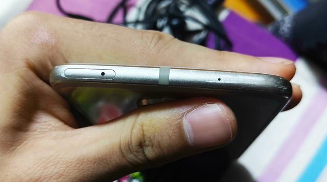 创新设计的老型号MOTO手机，模块化配件功能强大，系统更好用