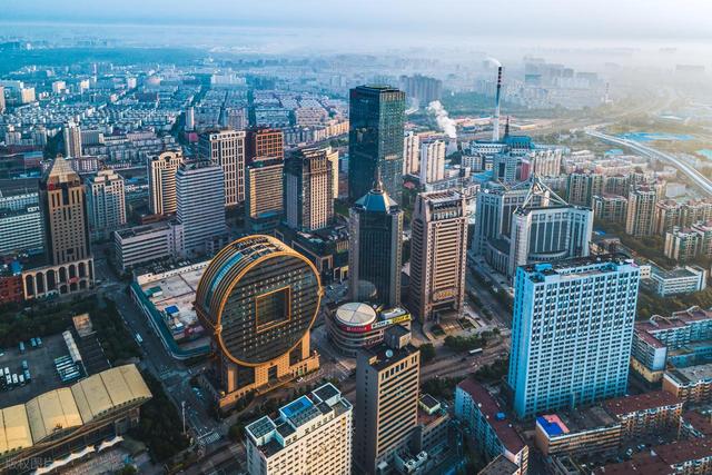 辽宁这座特大城市，是东北重要的交通枢纽，有8市共用国际机场！