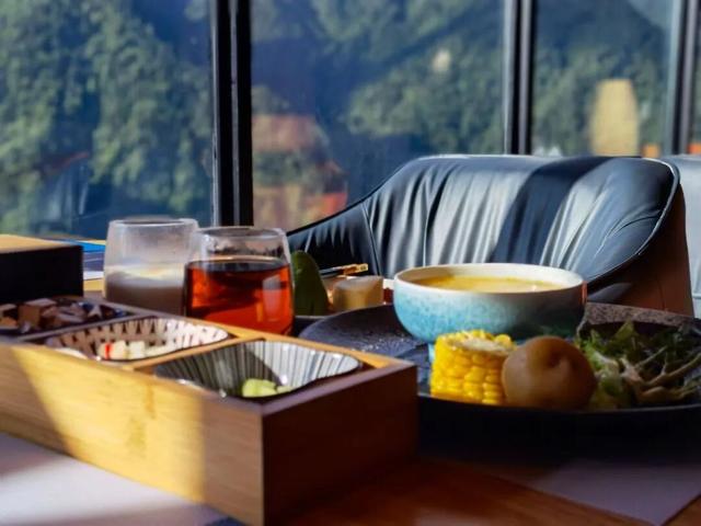 管他什么假，不放假也要来阿坝！