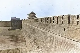 太罕见！110年前开封老照片，雄伟的宋门城墙，干涸的龙亭湖图片