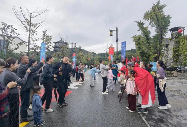 【 “雨” 你相约】国庆假期圆满收官！石泉文旅市场“热”力全开，魅力再升级！