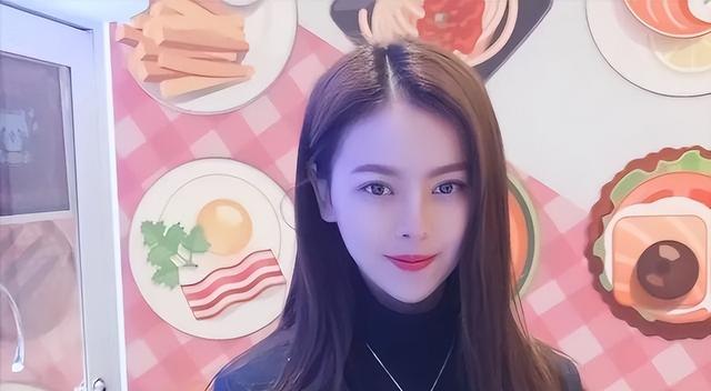 她陪他住7年地下室，他红后说：房子能换	，老婆这辈子不换！