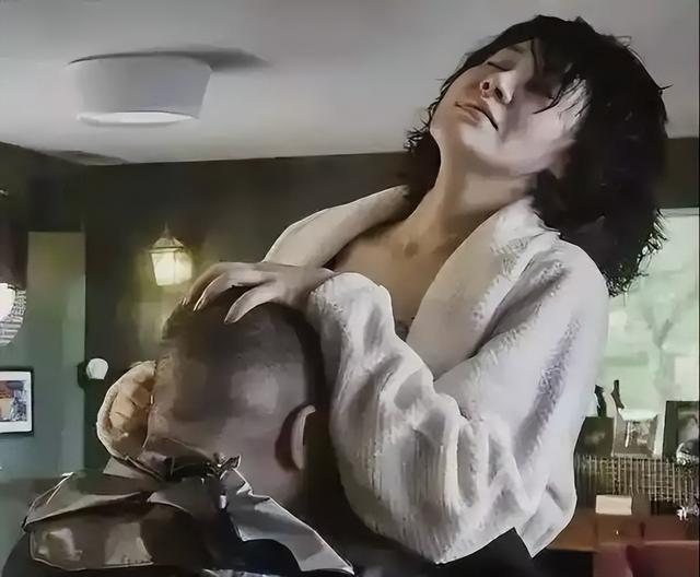 一生“风流成性、老少通吃”，被称女人中极品的她，却56岁还单身