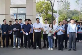 信阳外国语学校：防恐防暴演练 守护师生安全图片