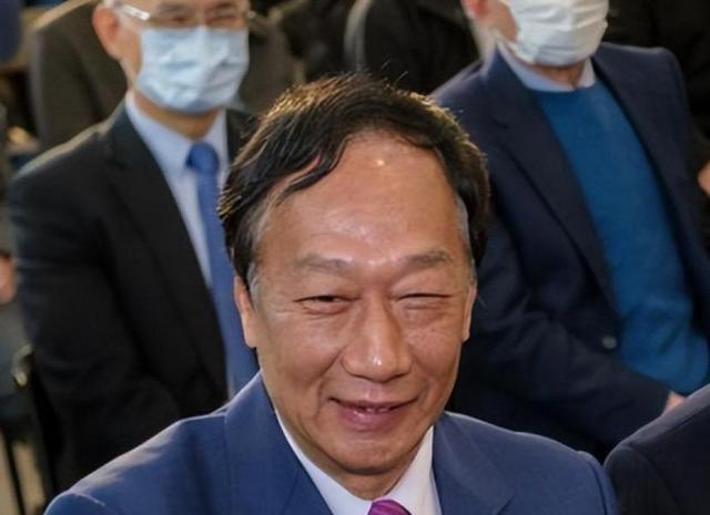 果然没让大陆失望！马英九阵营已经把话挑明：国民党主席要符合3个条件，两岸同属一个中国
