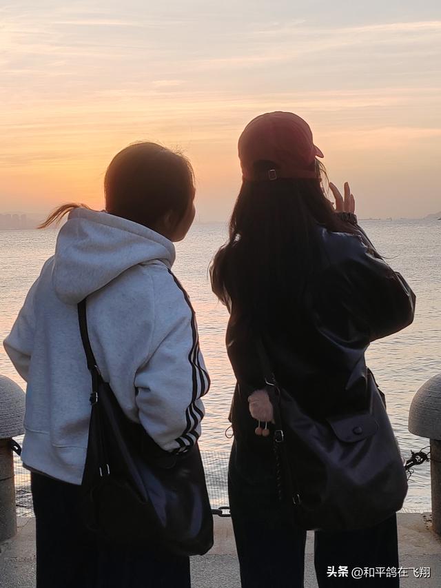 厦门海滨的落日之梦