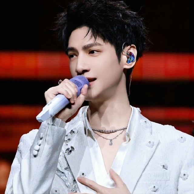 2026央视跨年晚会阵容曝光，看完路透和明星名单，厕所都不敢上了