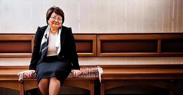 中亚铁娘子：赶跑两任总统后自己当总统，最大愿望就是与中国合作