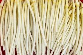 它是蔬菜中的爱马仕，5月正当季，脆嫩爽口，宁可不吃肉也要吃它图片