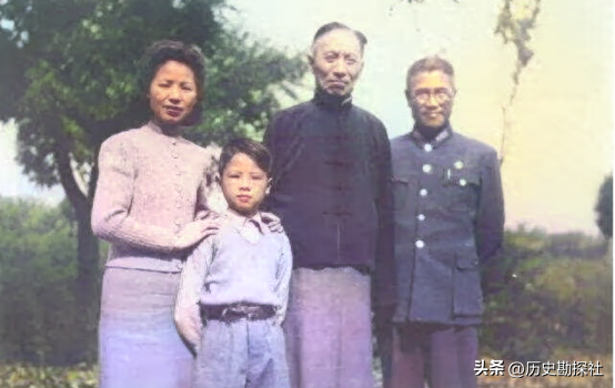 廖耀湘将军的妻子有多美？夫妻俩在法国的结婚照，美艳不可方物！
