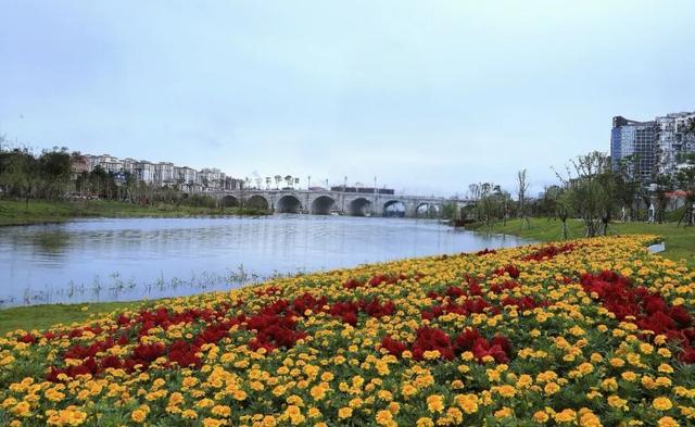 贵阳新增一湖景公园！游玩攻略、交通指南→