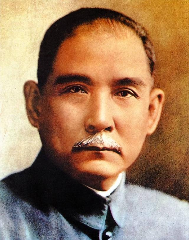 34年后才得知真相：红军快饿死时，宋庆龄偷偷当了和孙中山的家