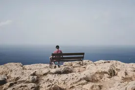 登机之后，你和头等舱的距离，差的不只是钱图片