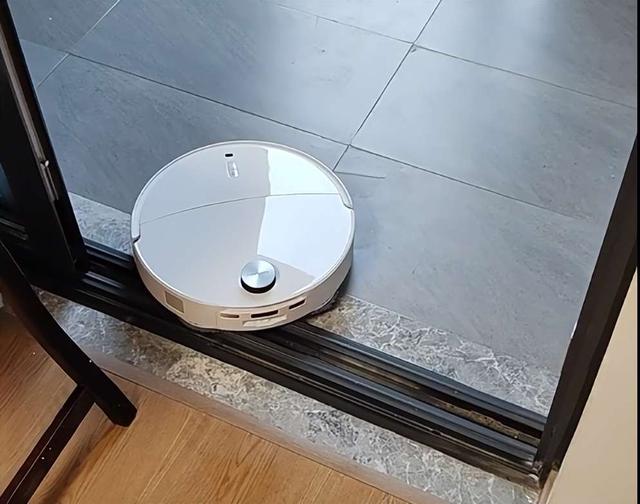 扫地机器人哪个品牌最好最实用？2025扫地机5款不踩雷推荐