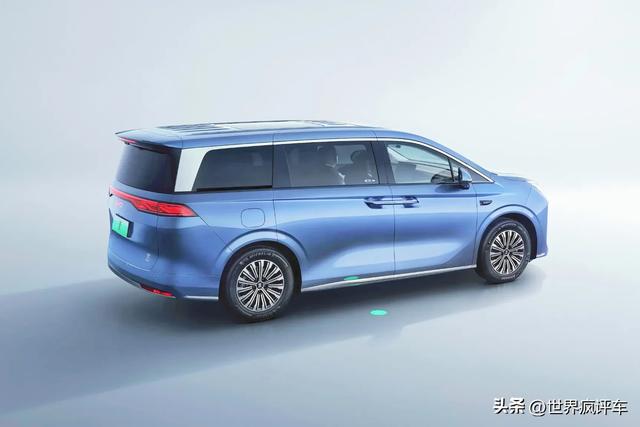 比亚迪全新中大型MPV来袭，24.98万，续航超1060km，油耗仅5.3L！