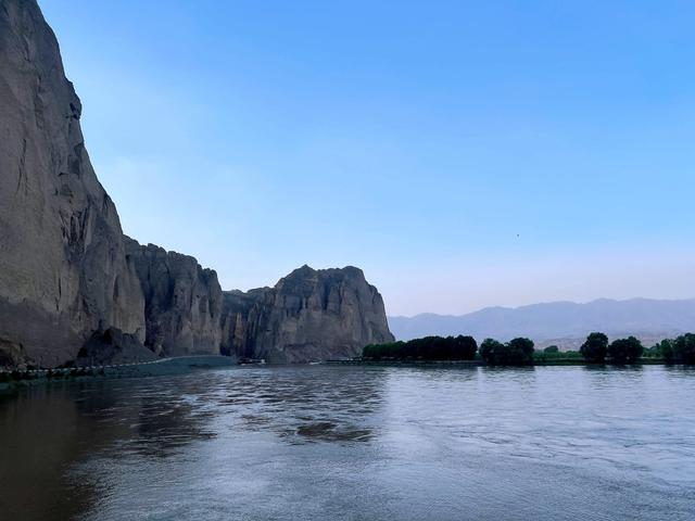 夕阳河边小村，黄河洄水湾（洄水湾）