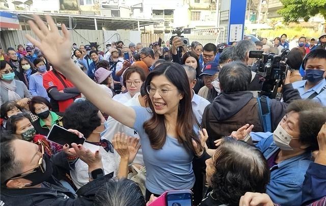 国民党最终目标曝光了	，郑丽文向大陆交底了，却绝口不提那2个字