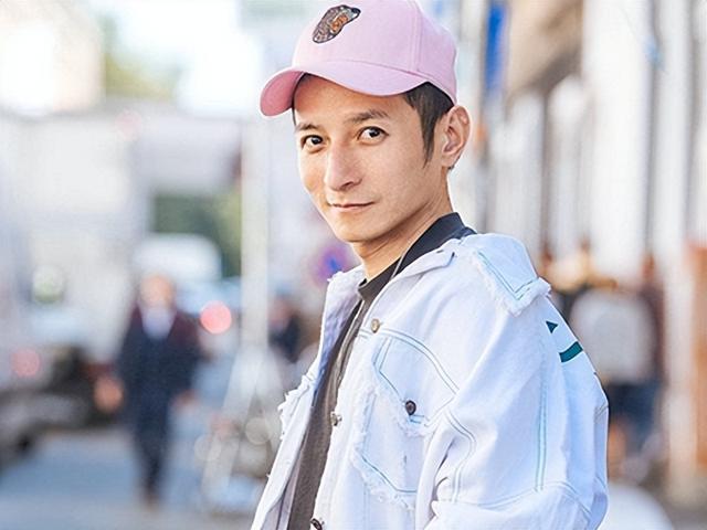 从主持人到"精神病"	，49岁无妻无子的李维嘉，给不婚人士提了个醒