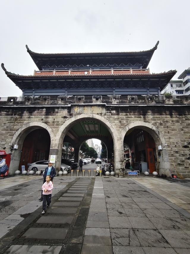 南行漫记：我们就不该来宜宾