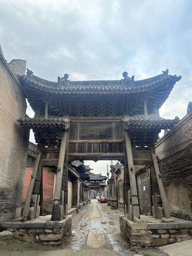地上文物看山西，山西文物看汾城古建筑群