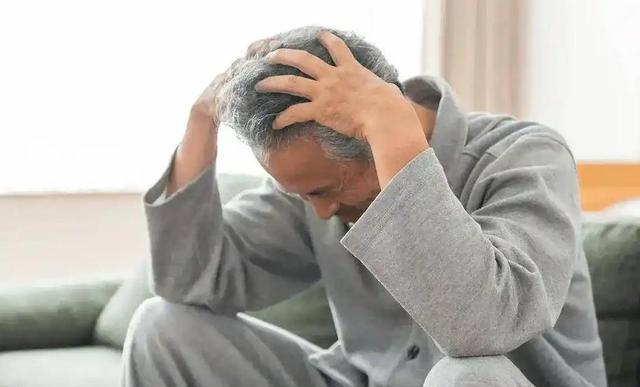 医生发现：秋季还经常跑步的人，不出1个月，身体或有这4种变化！
