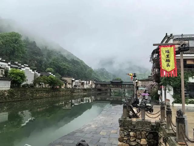 瑶里古镇收费风波:谁来守护我们的古村古韵?