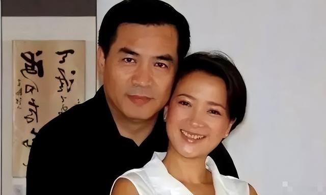 告别仪式当天，何晴生前担心的事还是发生，许亚军的话有人信了